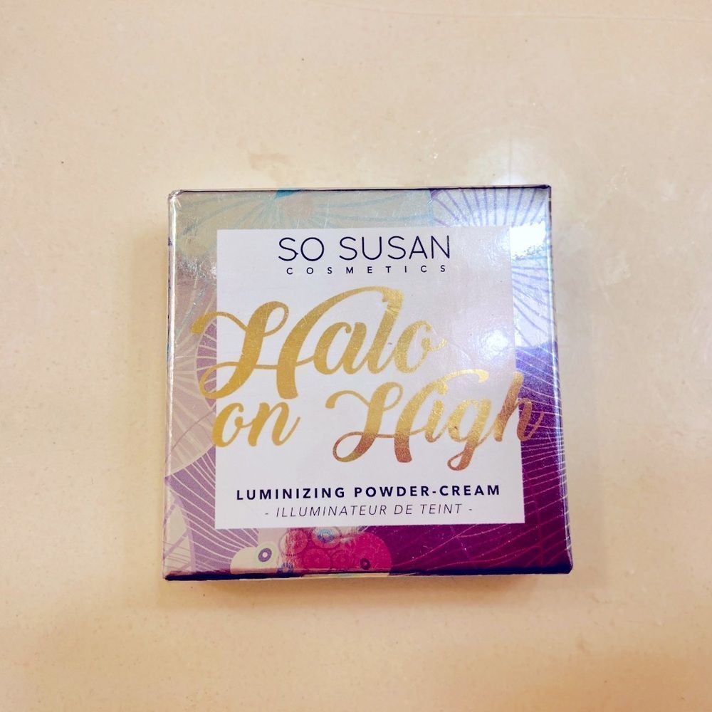 So Susan Luminizing Powder Cream